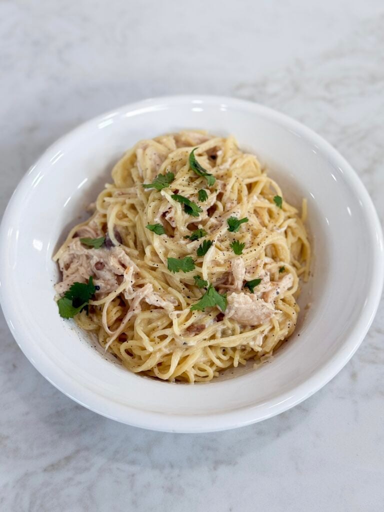 Simple Creamy chicken pasta