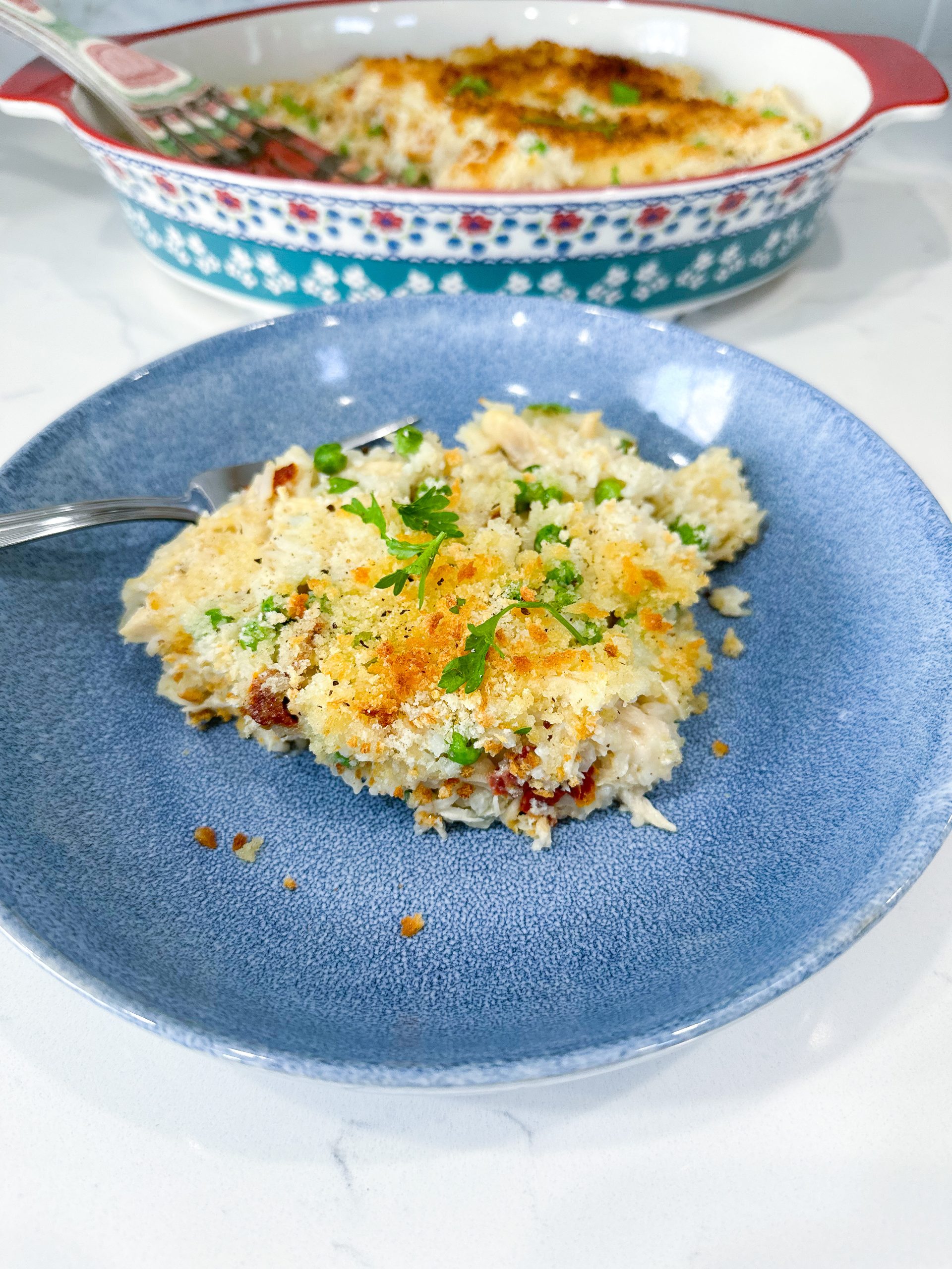 chicken alfredo rice casserole with crispy breadcrumb topping