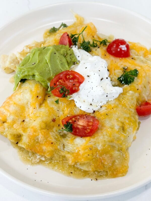 Green chili chicken enchiladas