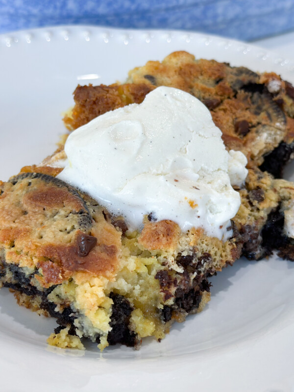 oreo dump cake