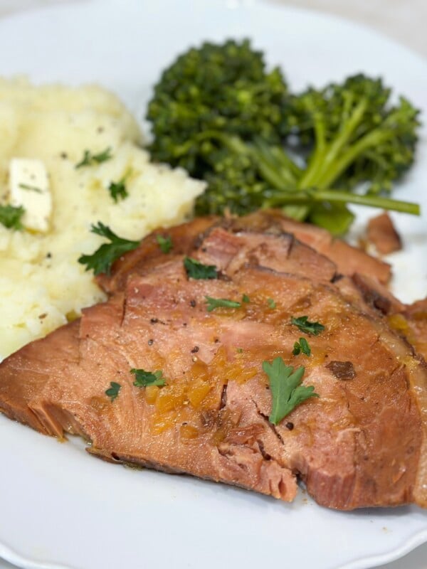 easy and juicy slow cooker ham