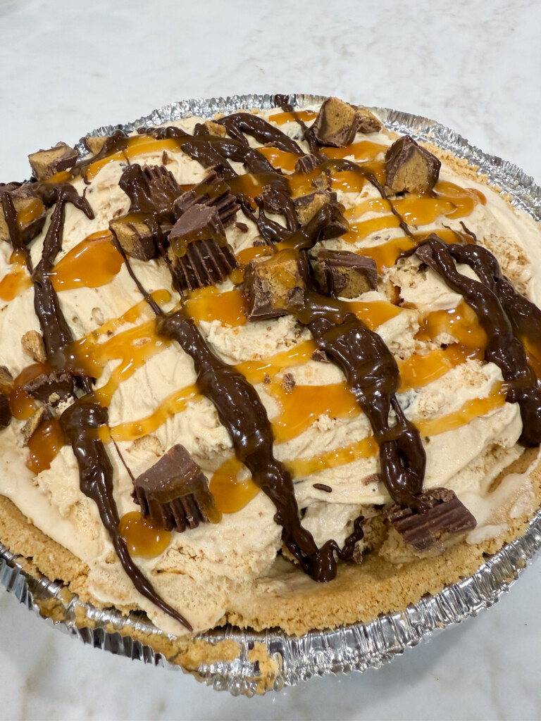 simple birthday cake - ice cream