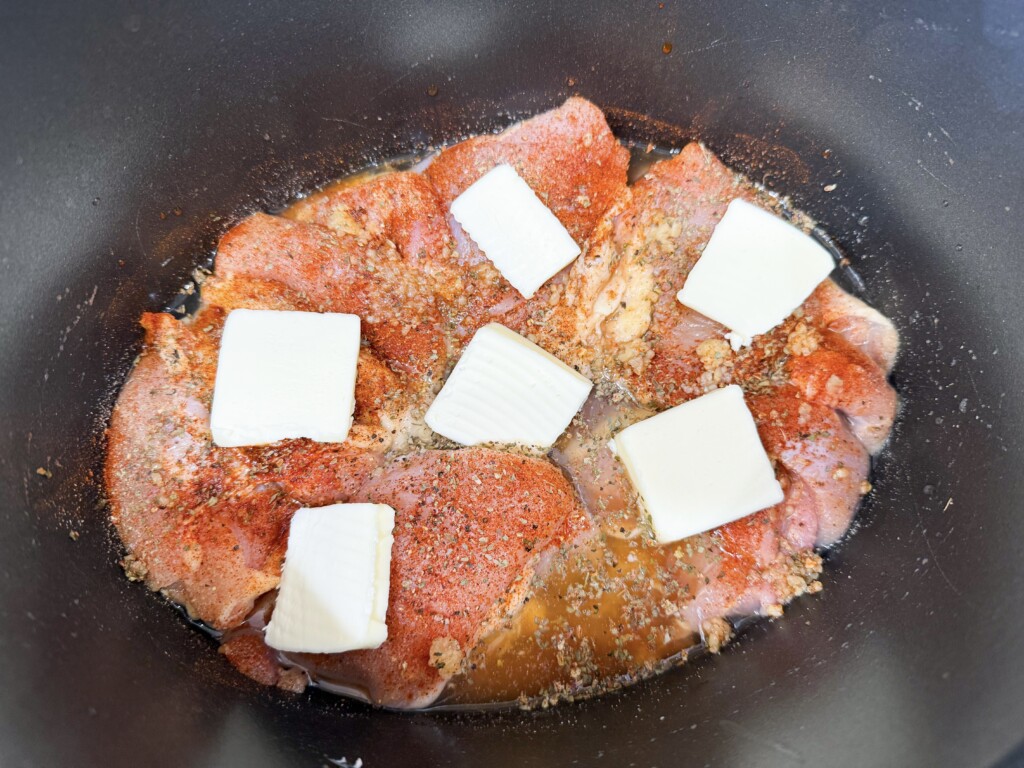 prepare seasoned lemon chicken thighs