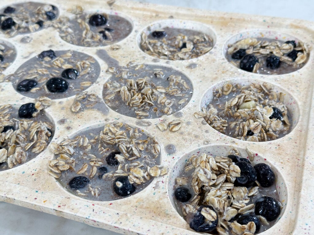 Easy bluberry oatmeal muffins
