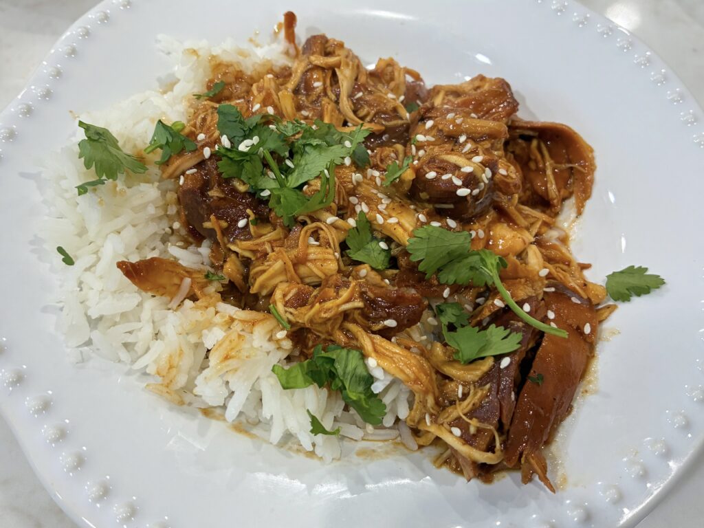 cranberry chicken plated with rice